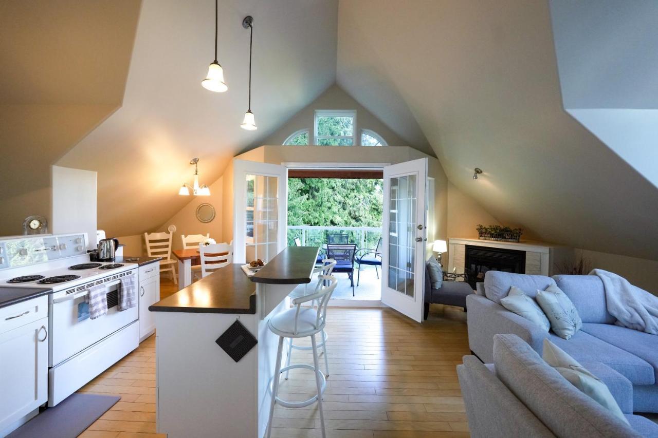 Sea And Cedar Retreat-A Home In A Tranquil Setting Cowichan Bay Exterior photo